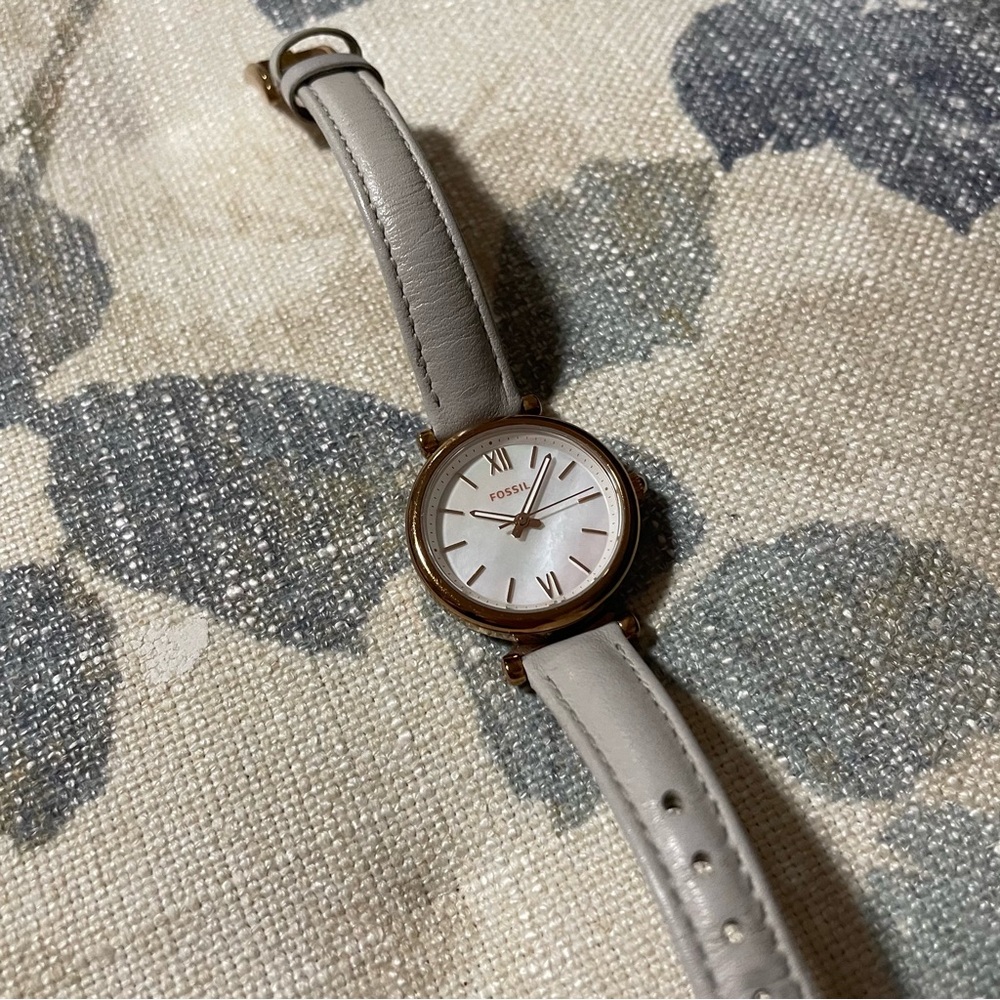 Fossil Rose Gold-Trimmed Watch with Gray Leather Strap